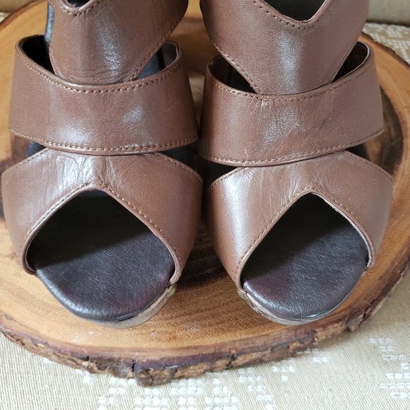 LEATHER CHUNKY WOOD PLATFORM STUDDED SANDALS - Picture 5 of 13